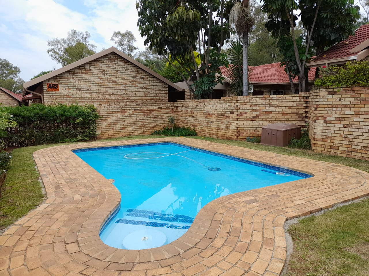 3 Bedroom Property for Sale in Safari Gardens North West